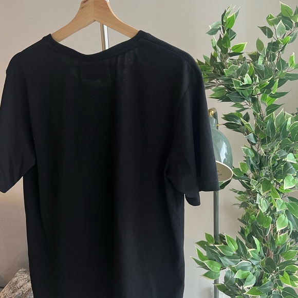 Purple Spider graphic T-shirt - Picture 2 of 2